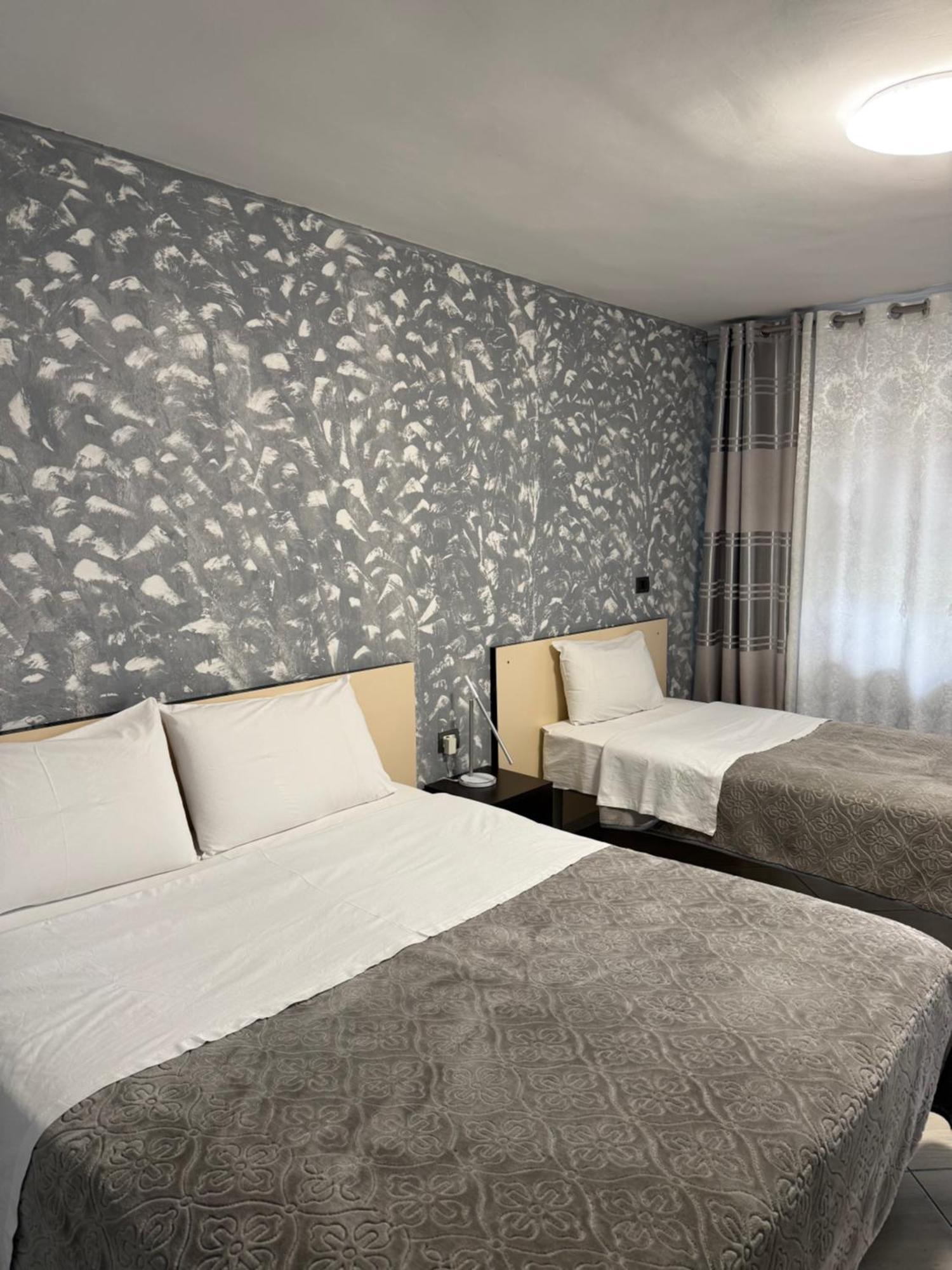 Hotel M&S Tirana Exteriér fotografie